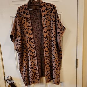 Just...Taylor Animal Print Cape Jacket One Size